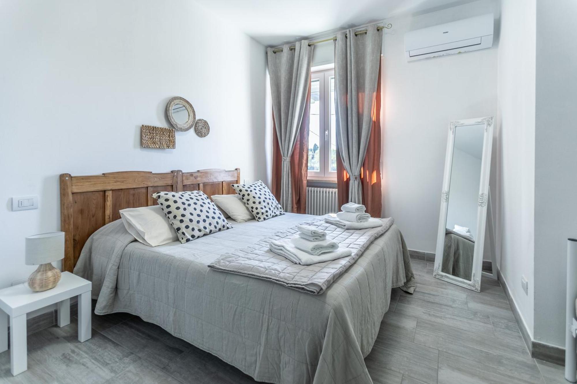 Blu Sky Garda Apartment Castelnuovo del Garda Bagian luar foto